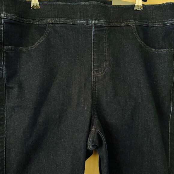 NWT Torrid Lean Super Soft Pull On Dark Wash Jeggings Size 2/US 2X (18-20) - Picture 2 of 8